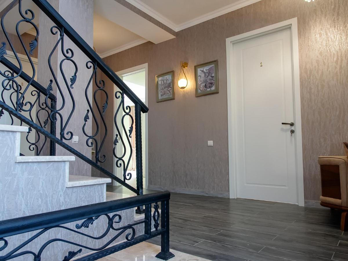 Tbilisi Mare Hotell Eksteriør bilde