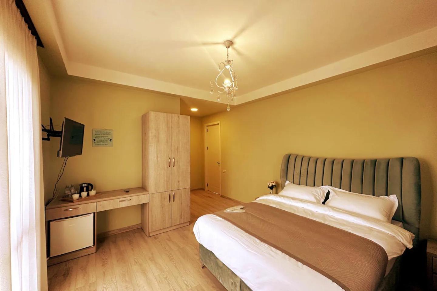 Tbilisi Mare Hotell Eksteriør bilde
